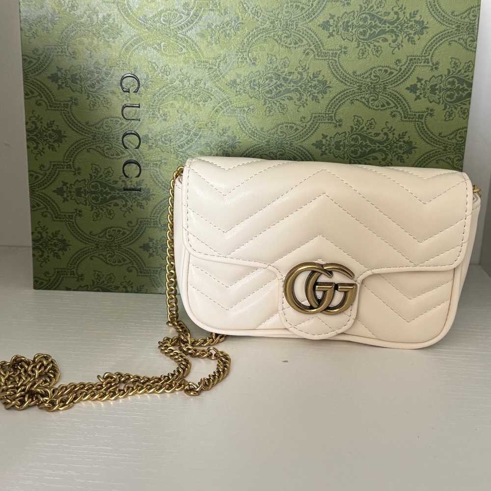Gucci Cream Matelassé Chevron Crossbody with Gold GG